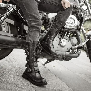 Размеры 38-46; мужские кожаные мотоциклетные ботинки до середины икры в стиле милитари; ботинки в стиле панк с готическим поясом; мужская обувь в стиле панк в стиле рок