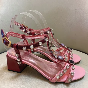 Розовый горный хрусталь t-ремень каблук сандалии бохо драгоценный камень цветочный с открытым носком сандалии новые поступления мода полые лодыжки пряжки высокие каблуки